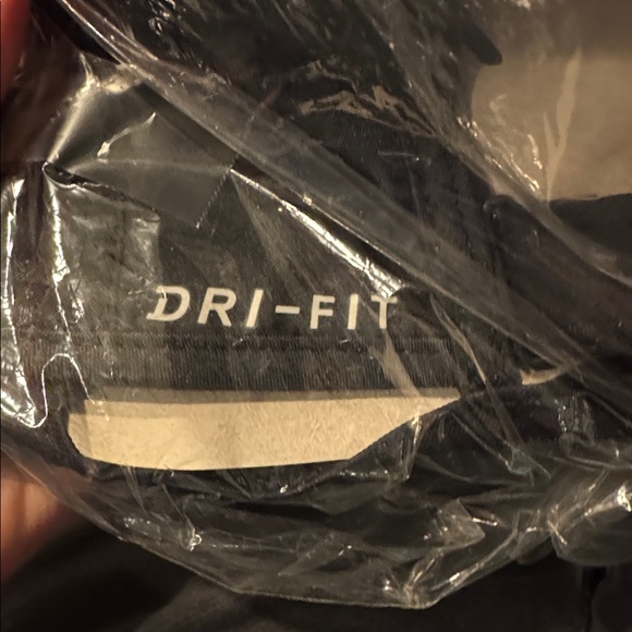 NWT Nike Black Featherlight Hat - Picture 2 of 3